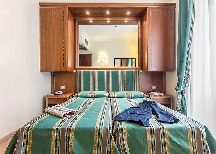 Otel Raeli Lazio 3*